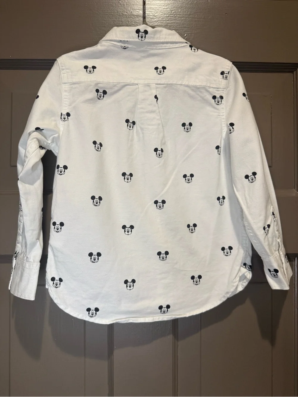 Gap Kids White Button-Front Shirt with Mickey Mouse Print 4T